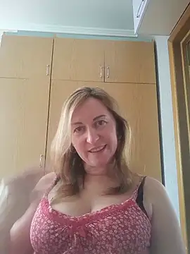ChristinaYork online show from March 2026 12:32:01 PM