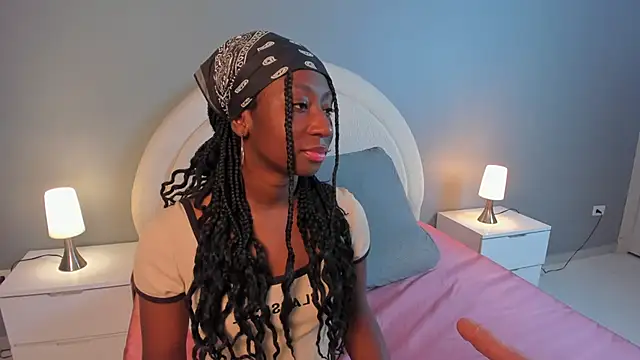 zoepinkett online show from April 2026 03:37:02 AM