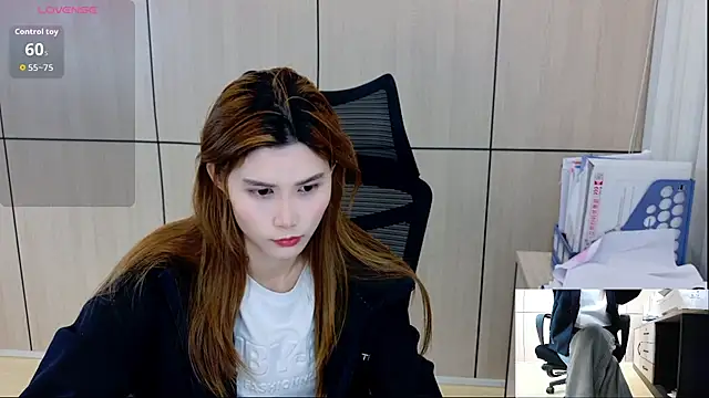 zhen-68 online show from May 2026 01:47:01 AM
