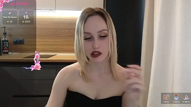 Snapshot of Bella_Villen chatting on May 2026 12:21:02 PM Bella Villen online show from May 2026 12:21:02 PM