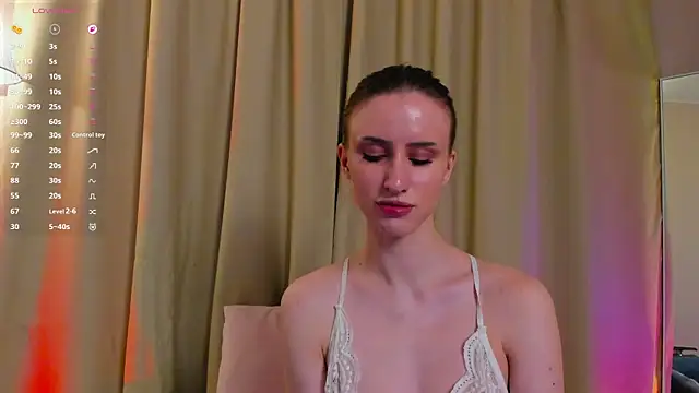 EllieRough online show from April 2026 07:58:02 PM