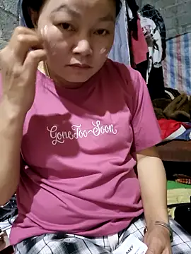 phay79 online show from April 2026 12:33:01 AM