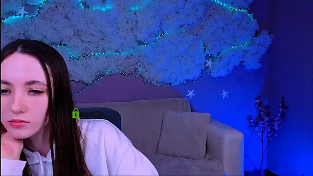 chloe ley online show from April 2026 12:15:01 PM