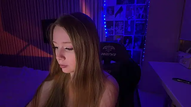 Emily Rass  online show from March 2026 05:08:01 PM