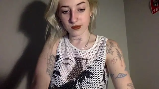 EmmyWet online show from March 2026 09:32:02 PM