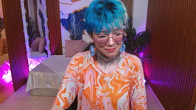 Lyra tay online show from March 2026 07:10:02 PM