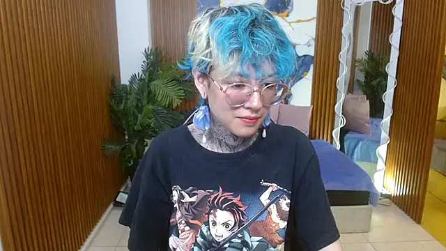 Lyra tay online show from April 2026 07:10:01 PM