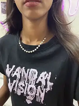 Zoiii   online show from April 2026 02:36:02 PM