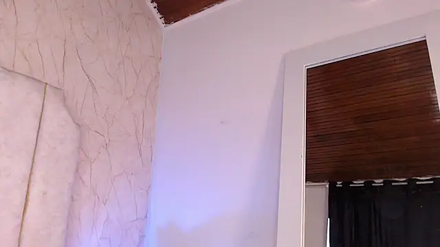 Anittarouse online show from July 2026 03:49:02 PM