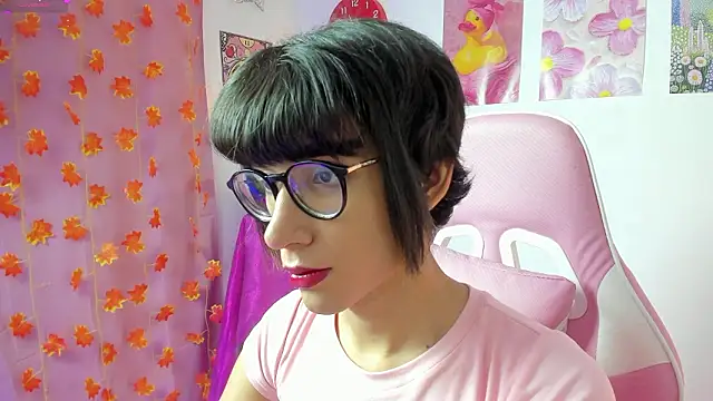 Madeline 21 online show from March 2026 05:15:02 AM