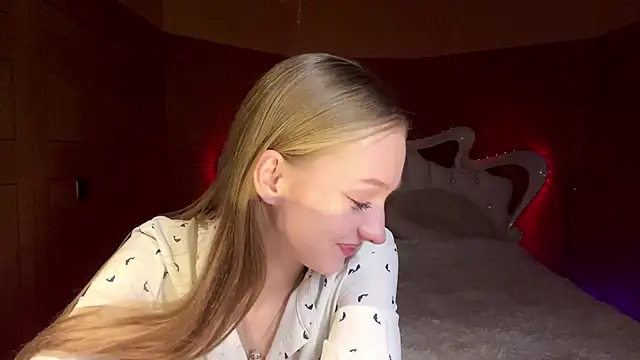 Anika Socutehe online show from March 2026 04:43:01 PM