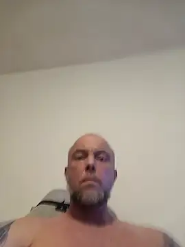 Snapshot of HornyDaddyMuscle chatting on May 2026 10:30:01 PM HornyDaddyMuscle online show from May 2026 10:30:01 PM
