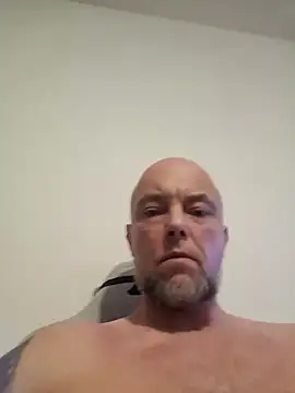 Snapshot of HornyDaddyMuscle chatting on June 2026 08:36:02 PM HornyDaddyMuscle online show from June 2026 08:36:02 PM