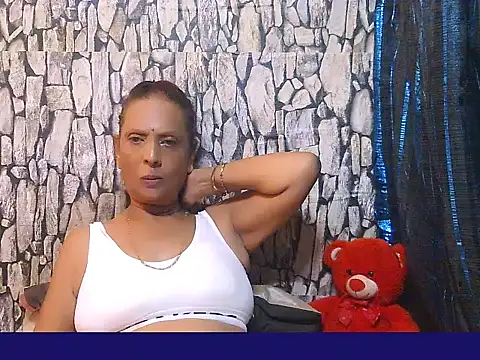 Hot queen58 online show from April 2026 06:29:02 AM