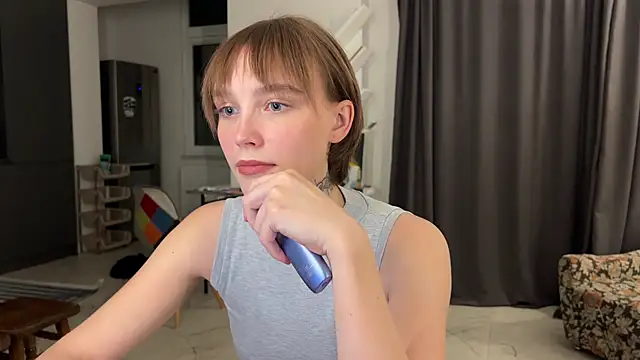 Snapshot of Lolatatee chatting on May 2026 05:09:02 PM Lolatatee online show from May 2026 05:09:02 PM
