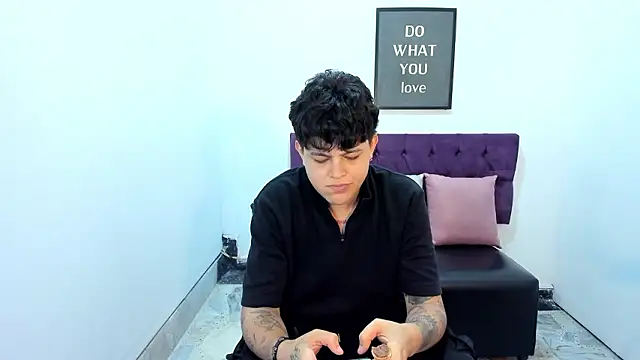 TomBoy Natali online show from March 2026 06:44:02 PM