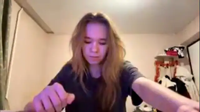 LeomaJee online show from March 2026 04:18:02 PM