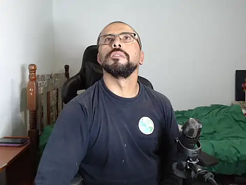 Snapshot of Nano_Cruz chatting on March 2026 11:33:01 PM Nano Cruz online show from March 2026 11:33:01 PM