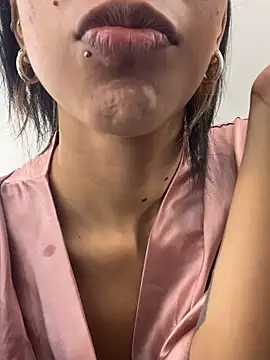 Snapshot of VioletaHills_ chatting on July 2026 12:34:01 PM VioletaHills online show from July 2026 12:34:01 PM