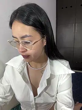 Anni Rose online show from March 2026 09:01:01 AM