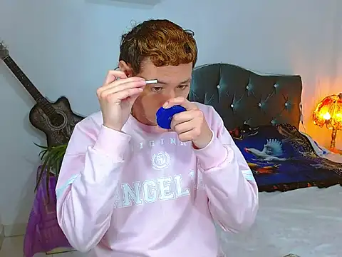  Santi2 online show from April 2026 08:17:01 AM