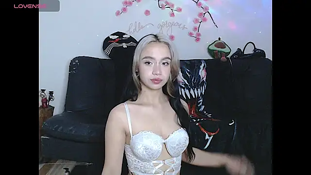 sweet molly420 online show from June 2026 11:04:02 PM