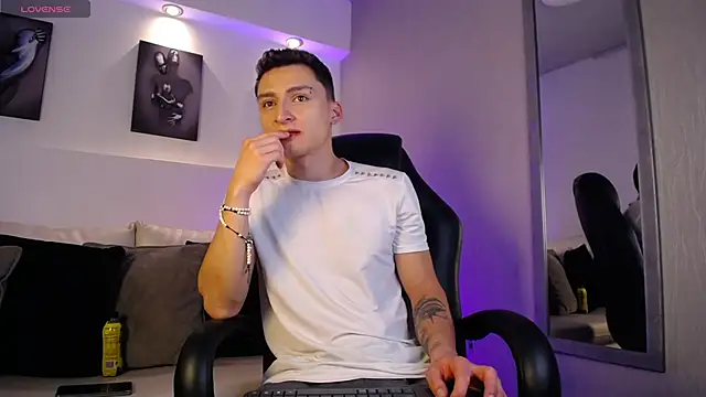 DIEGO JONES online show from March 2026 01:27:02 PM