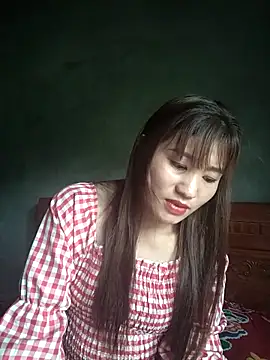 Lilinn  online show from March 2026 04:08:01 AM