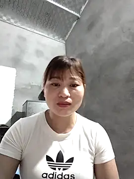 Lilinn  online show from March 2026 10:26:01 AM