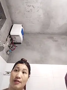 Lilinn  online show from March 2026 11:32:01 AM