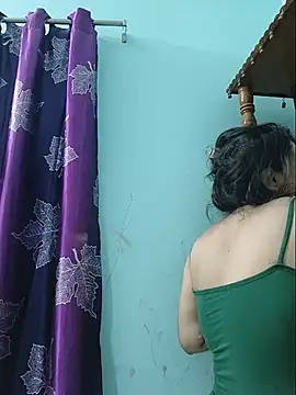 Snapshot of Beauty-3 chatting on June 2026 01:09:01 AM Beauty-3 online show from June 2026 01:09:01 AM