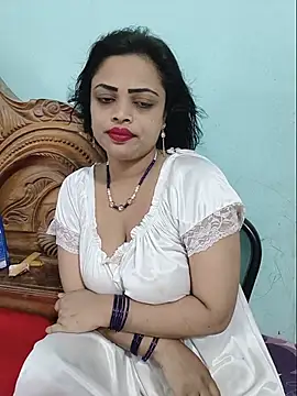 Snapshot of Beauty-3 chatting on June 2026 01:54:02 AM Beauty-3 online show from June 2026 01:54:02 AM