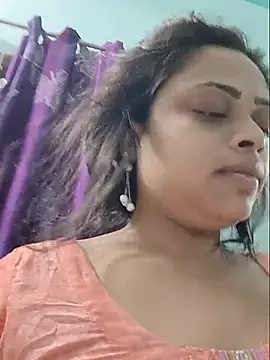 Snapshot of Beauty-3 chatting on July 2026 03:02:01 AM Beauty-3 online show from July 2026 03:02:01 AM