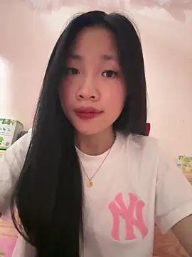 MIABCDZ online show from April 2026 02:15:01 PM