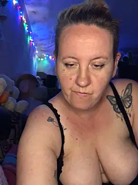 SofiaAmour online show from May 2026 07:59:02 PM