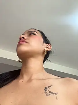 Mia-villalobos online show from June 2026 05:26:02 PM