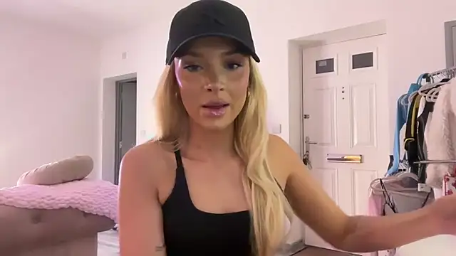 Naughtyblondex online show from April 2026 08:42:02 PM