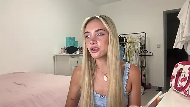 Naughtyblondex online show from July 2026 10:48:01 PM