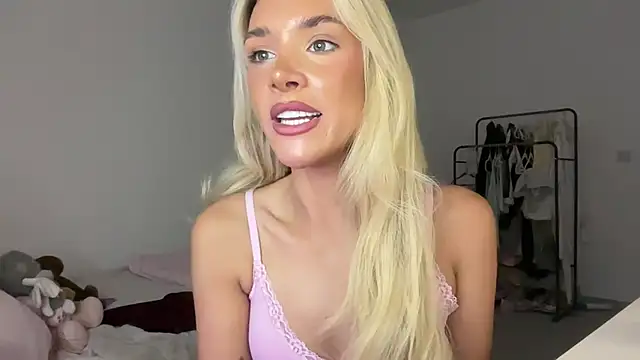 Naughtyblondex online show from July 2026 09:58:02 PM