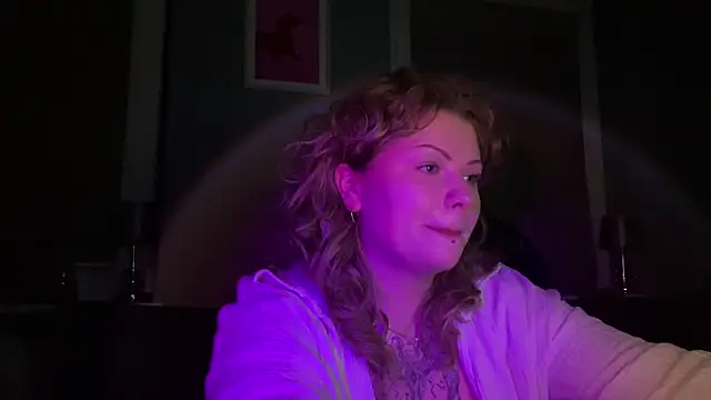 Snapshot of YoungAlina chatting on February 2026 06:42:01 PM YoungAlina online show from February 2026 06:42:01 PM