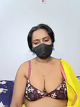 misti-boudii online show from June 2026 03:22:01 PM