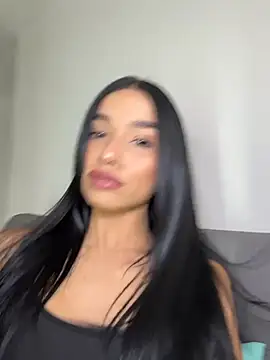 Bella Smithe online show from May 2026 09:33:01 PM