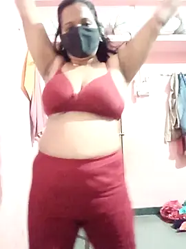 Miss-Dolly07 online show from April 2026 04:17:02 PM