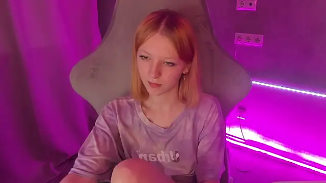 Emma Dusk online show from July 2026 01:08:01 AM
