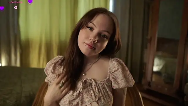 LeahAllsop online show from April 2026 03:04:01 AM