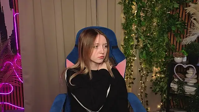 JillHolland online show from March 2026 05:17:02 PM