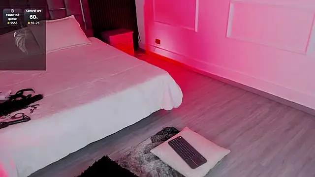 Eirynraven online show from March 2026 01:49:02 PM