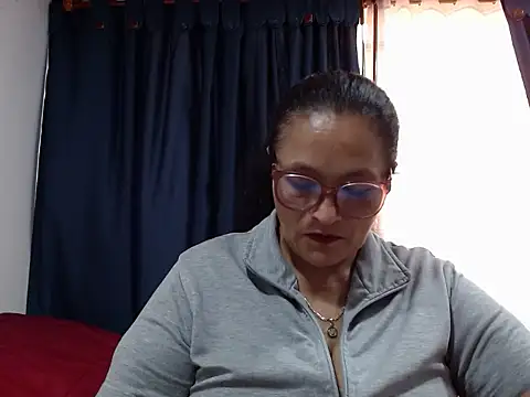  BellaNocturna online show from June 2026 07:25:02 PM