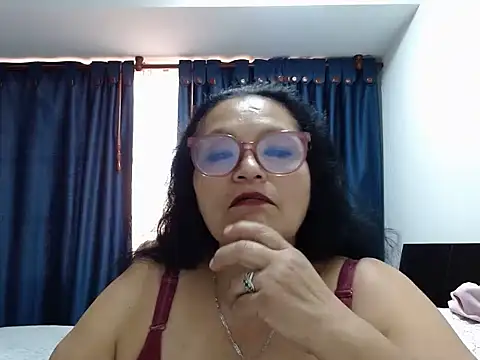  BellaNocturna online show from August 2026 09:25:01 PM