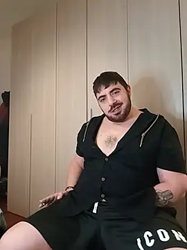 Snapshot of bear_skinny chatting on June 2026 03:44:02 PM bear skinny online show from June 2026 03:44:02 PM
